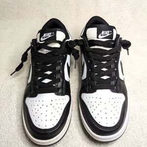 Nike Dunks Sz 7.5 W